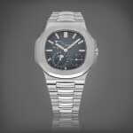 Nautilus, Reference 5712/1A-001 | A stainless steel wristwatch with date, moon phases, power reserve indication and bracelet | Made in 2015