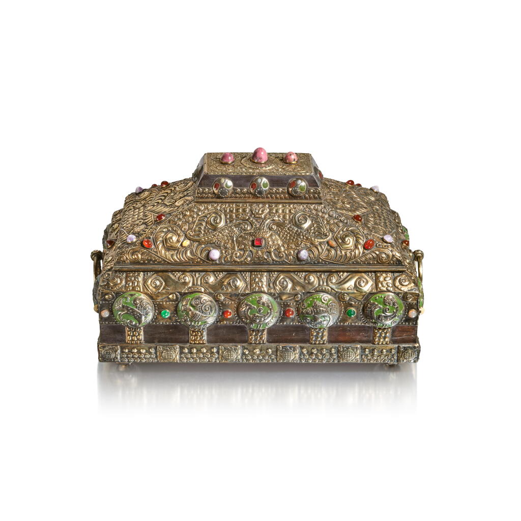 View full screen - View 1 of Lot 113. An Impressive and Large Gem-Set Silver-Gilt, Enamel and Wood Casket, Khlebnikov, Moscow, 1908-1917 .