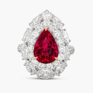 View full screen - View 1 of Lot 1773. Ruby and Diamond Ring | 5.32 克拉 天然「莫桑比克」未經加熱 紅寶石 配 鑽石 戒指.