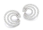 PAIR OF DIAMOND EARRINGS