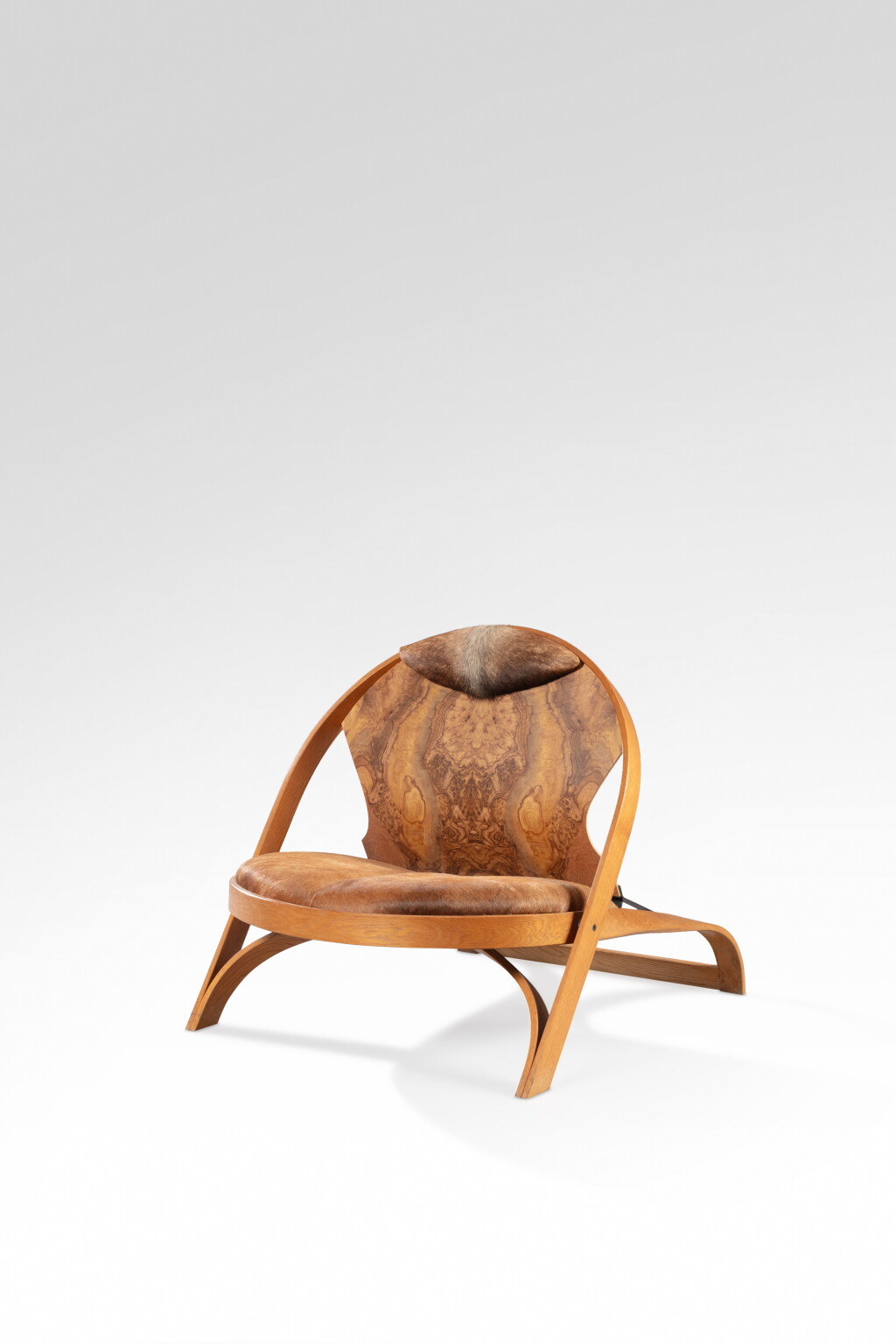 View full screen - View 1 of Lot 162. Chair.