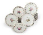 A part of a porcelain service probably from Tournai, decorated in The Hague, late 18th century | Partie de service en porcelaine probablement de Tournai, décoré à La Haye, fin du XVIIIeme siècle