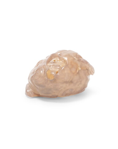 View full screen - View 1 of Lot 146. An agate 'Lingzhi' washer Qing dynasty | 清 瑪瑙雕靈芝紋筆洗.