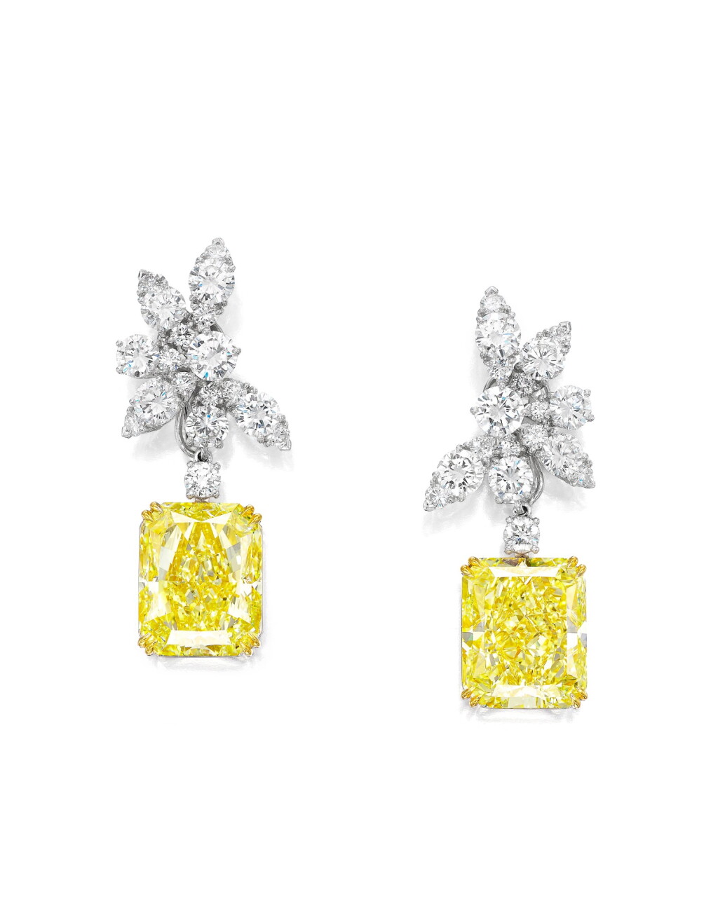 View full screen - View 1 of Lot 1717. PAIR OF FANCY YELLOW DIAMOND AND DIAMOND PENDENT EARRINGS, THE TOPS BY VAN CLEEF & ARPELS | 梵克雅寶 鑽石耳環 配 17.64及17.54卡拉 彩黃色 內部無瑕(IF)鑽石耳墜一對.