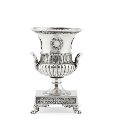 View full screen - View 1 of Lot 302. A French silver small vase, Jean-Baptiste-Claude Odiot, Paris, 1819-1826 | Petit vase en argent par Jean-Baptiste-Claude Odiot, Paris, 1819-1826.