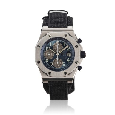 View full screen - View 1 of Lot 111. Reference 25770ST Royal Oak Offshore | A stainless steel chronograph wristwatch with date, Circa 1996 | 愛彼 25770ST 型號 Royal Oak Offshore | 精鋼計時腕錶備日期顯示,約1996年製.