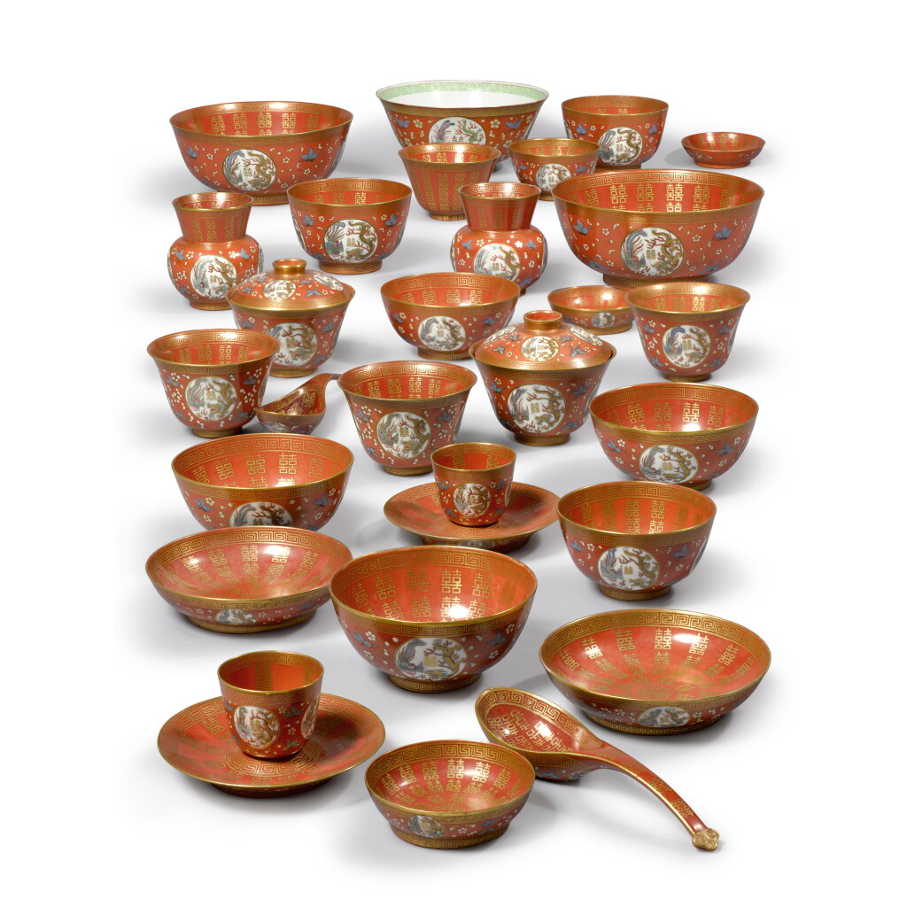 View full screen - View 1 of Lot 543. A group of coral-red-ground famille-rose 'imperial wedding' wares, Qing dynasty, Tongzhi period | 清同治 珊瑚紅地粉彩開光龍鳳呈祥紋瓷一組 《長春同慶》《燕喜同和》《光緒年製》《同治年製》款.