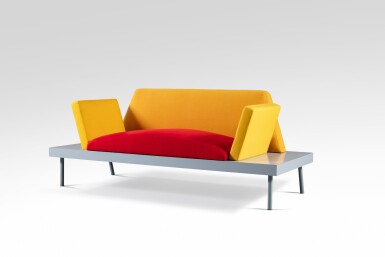 View full screen - View 1 of Lot 186. Canapé Dublin.