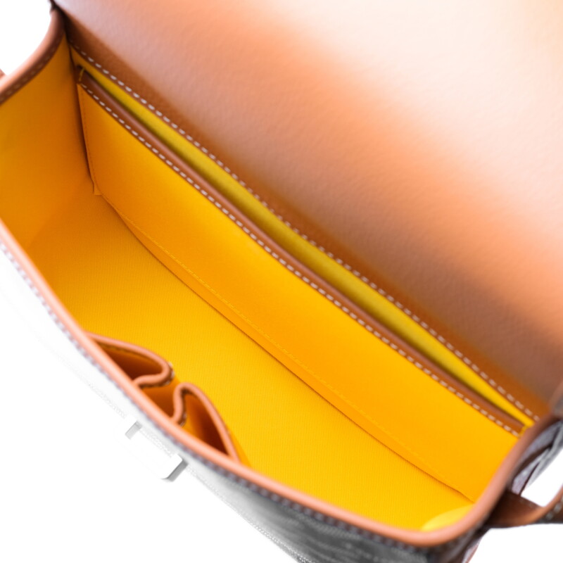 Cover image 0