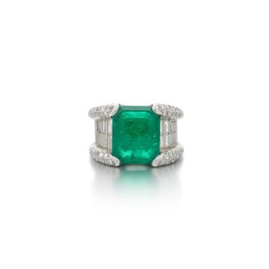 View full screen - View 1 of Lot 50. Anello in diamanti e smeraldo 1938.