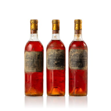 View full screen - View 1 of Lot 727. Château Guiraud 1961 (3 BT).