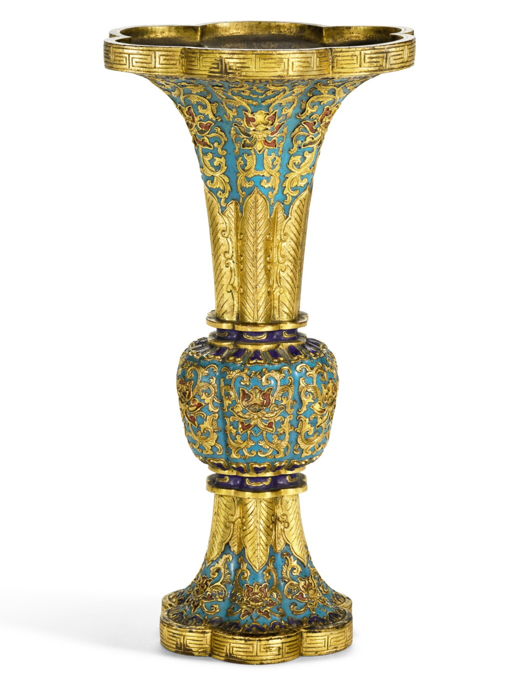 全螢幕檢視 - 查看114A CHAMPLEVE ENAMEL VASE, GU QING DYNASTY, 18TH CENTURY | 清十八世紀 鏨胎琺瑯番蓮紋棱式花觚的1