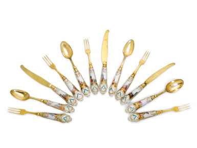 View full screen - View 1 of Lot 257. A SET OF 17 SILVER-GILT PORCELAIN-MOUNTED FLATWARE FROM THE CATHERINE THE GREAT DESSERT SERVICE, ROYAL PORCELAIN FACTORY, BERLIN (K.P.M.), 1770-1772.