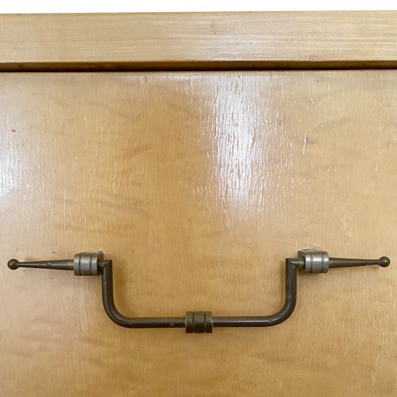 Cover image 0