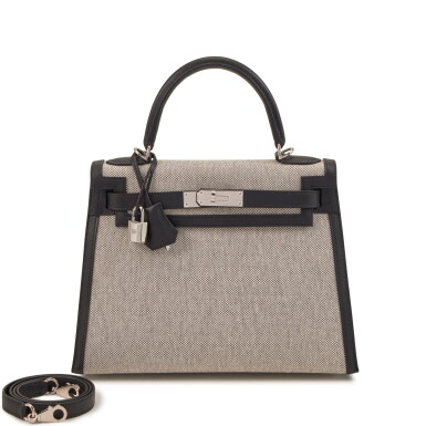 View full screen - View 1 of Lot 80. Black Swift and Écru Toile Kelly 28 Sellier Palladium Hardware, 2020.