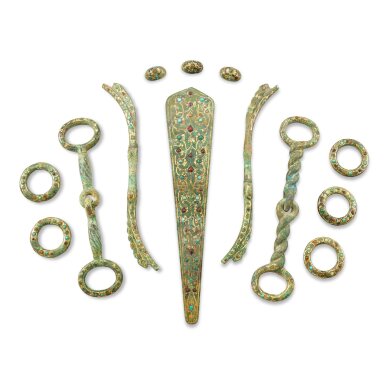 View full screen - View 1 of Lot 3035. A group of 13 gold and hardstone-inlaid bronze chariot harness fittings, Western Han dynasty | 西漢 青銅錯金嵌寶車馬飾一組十三件.