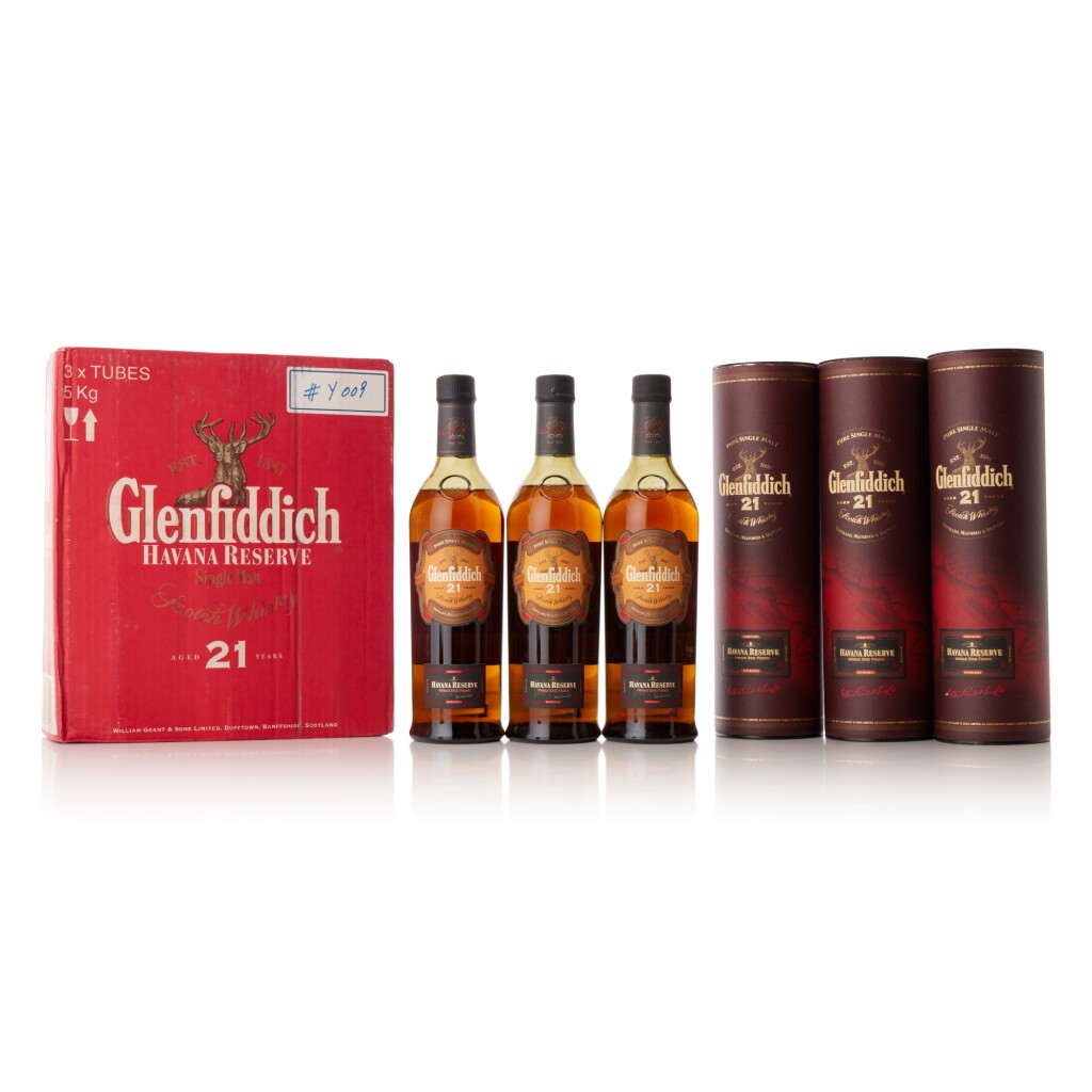 View full screen - View 1 of Lot 6161. Glenfiddich 21 Year Old Havana Reserve 40.0 abv NV (3 BT70).
