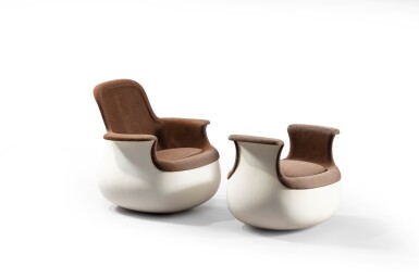 View full screen - View 1 of Lot 193. Fauteuil et ottoman Culbuto, le modèle créé en 1967.
