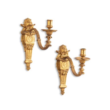 View full screen - View 1 of Lot 118. A pair of gilt-bronze one-light wall-lights, Louis XIV style, 19th century | Paire d'appliques à une lumière en bronze doré de style Louis XIV, XIXe siècle.