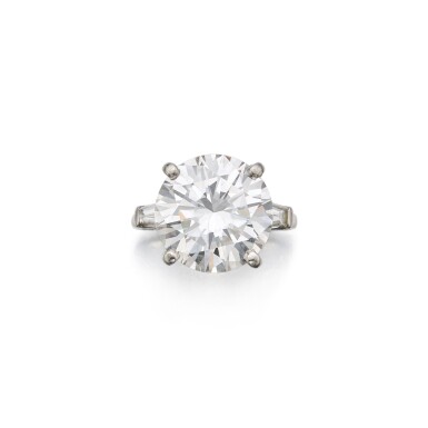 Voir en plein écran - Voir 1 du lot 420. Diamond Ring | 鑽石戒指.