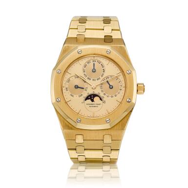 View full screen - View 1 of Lot 2045. Royal Oak Quantieme Perpetual, Reference 25654BA | A yellow gold perpetual calendar bracelet watch with moon phases, Circa 1984 | 愛彼 | 皇家橡樹離岸型系列 型號79290 | 黃金鏈帶腕錶,備日期顯示,1999年製 .