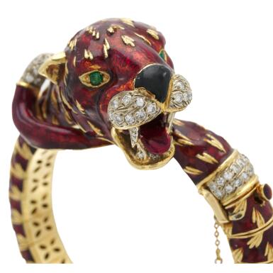 View full screen - View 1 of Lot 128. Enamel, emerald and diamond bangle | Bracciale in smalti, smeraldi e diamanti .