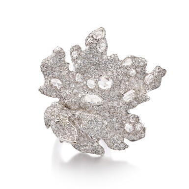 View full screen - View 1 of Lot 1889. 'Four Seasons' Diamond Ring | 趙心綺 | 「四季」鑽石戒指.