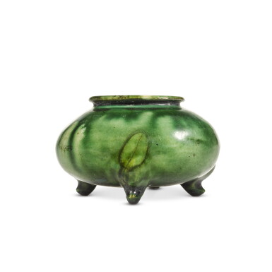 View full screen - View 1 of Lot 306. A miniature green-splashed tripod censer, Liao / Jin dynasty | 遼 / 金 白釉綠彩三足爐.