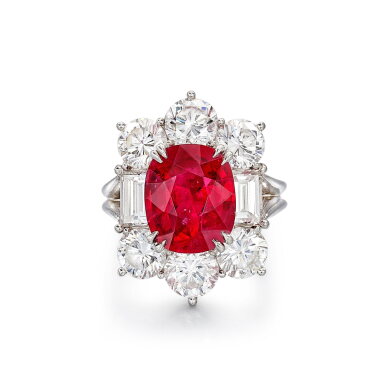 View full screen - View 1 of Lot 676. Ruby and Diamond Ring | 紅寶石 配 鑽石 戒指.