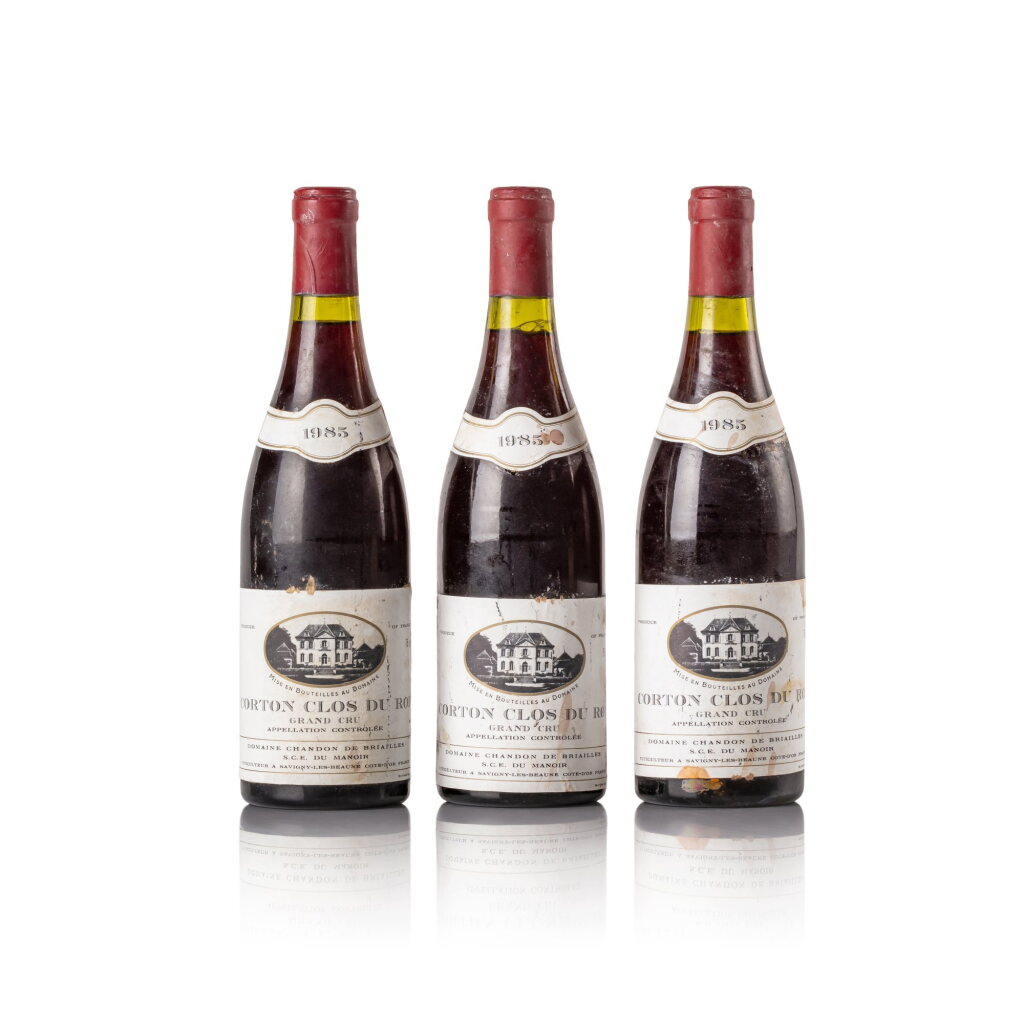 View full screen - View 1 of Lot 268. Corton, Clos du Roi 1985 Chandon de Briailles (3 BT).