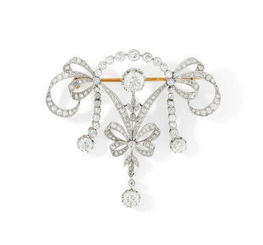 View full screen - View 1 of Lot 245. Broche-pendentif diamants | Diamond brooch-pendant.