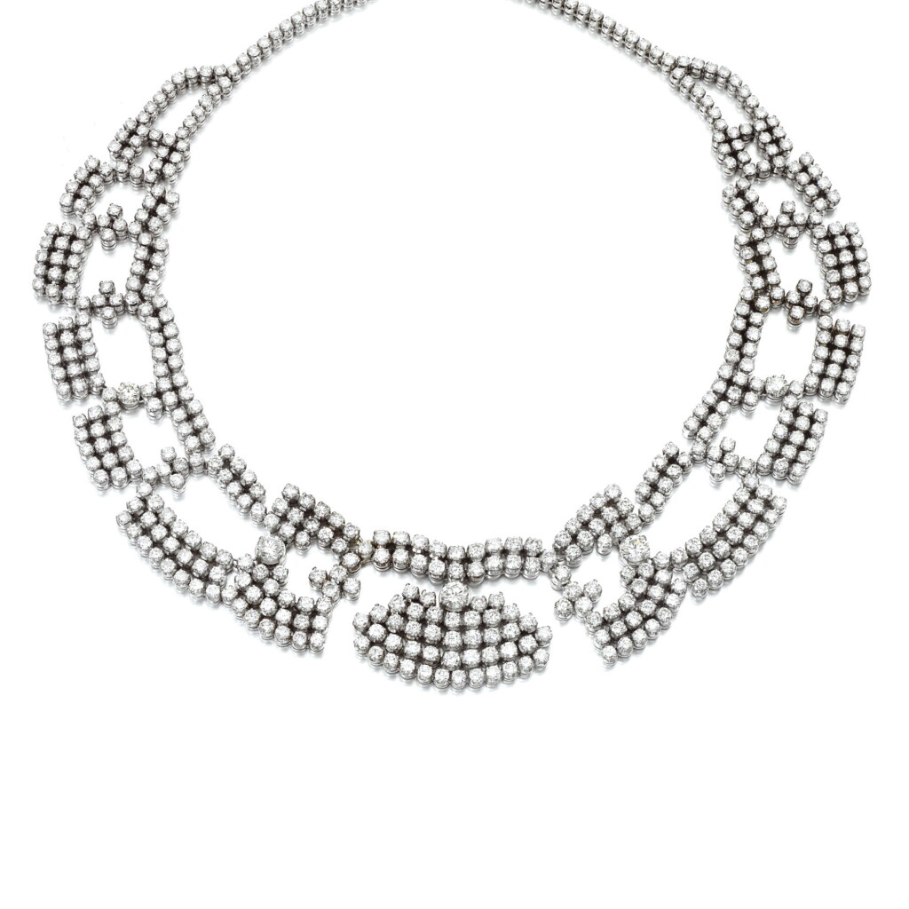 View full screen - View 1 of Lot 55. DIAMOND NECKLACE.