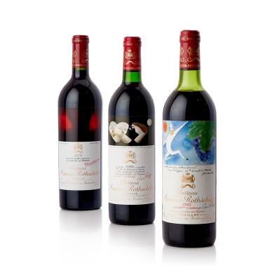 View full screen - View 1 of Lot 9061. Château Mouton Rothschild 2009 (12 BT).