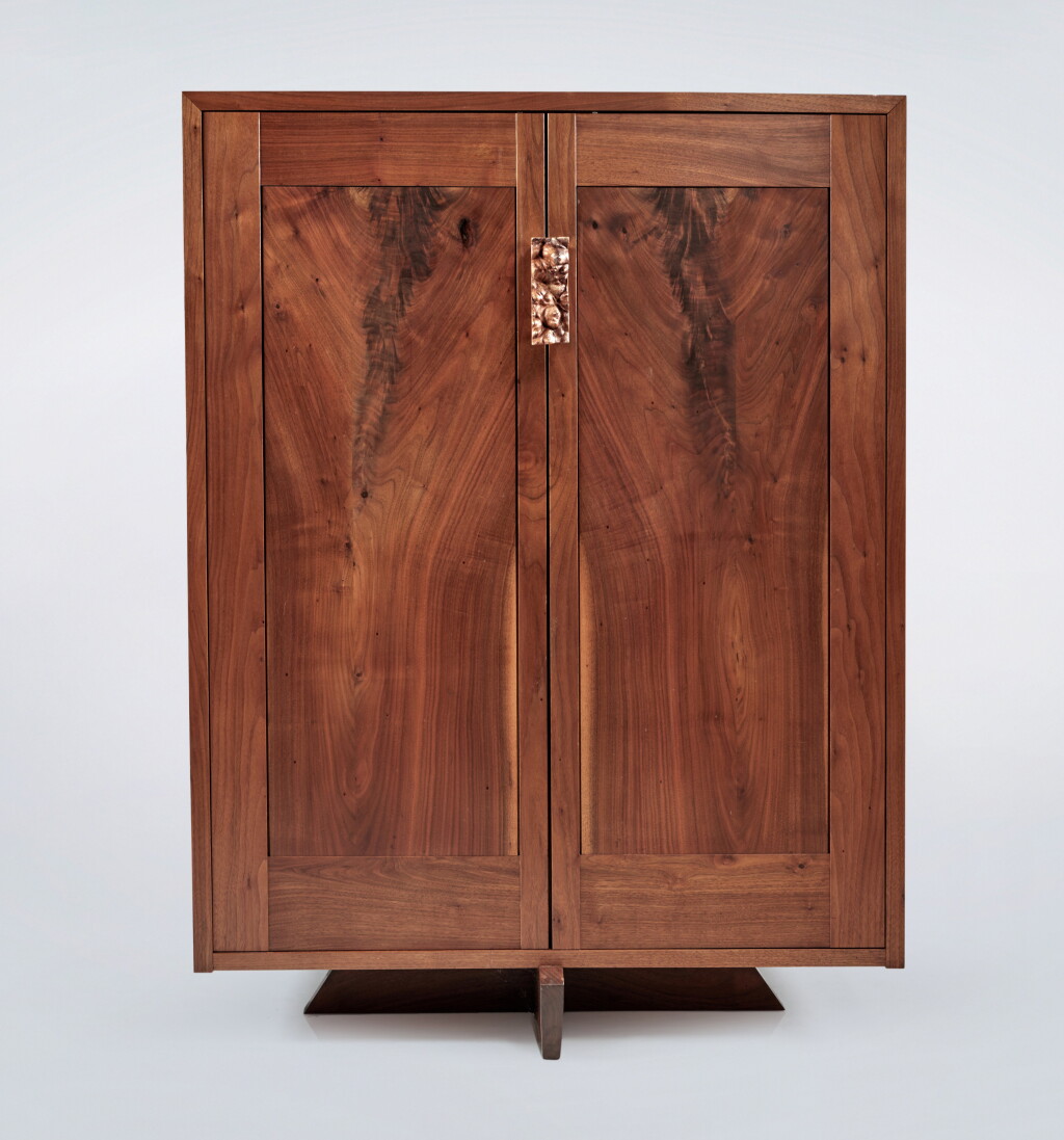 View full screen - View 1 of Lot 587. "Bahut" Wardrobe.