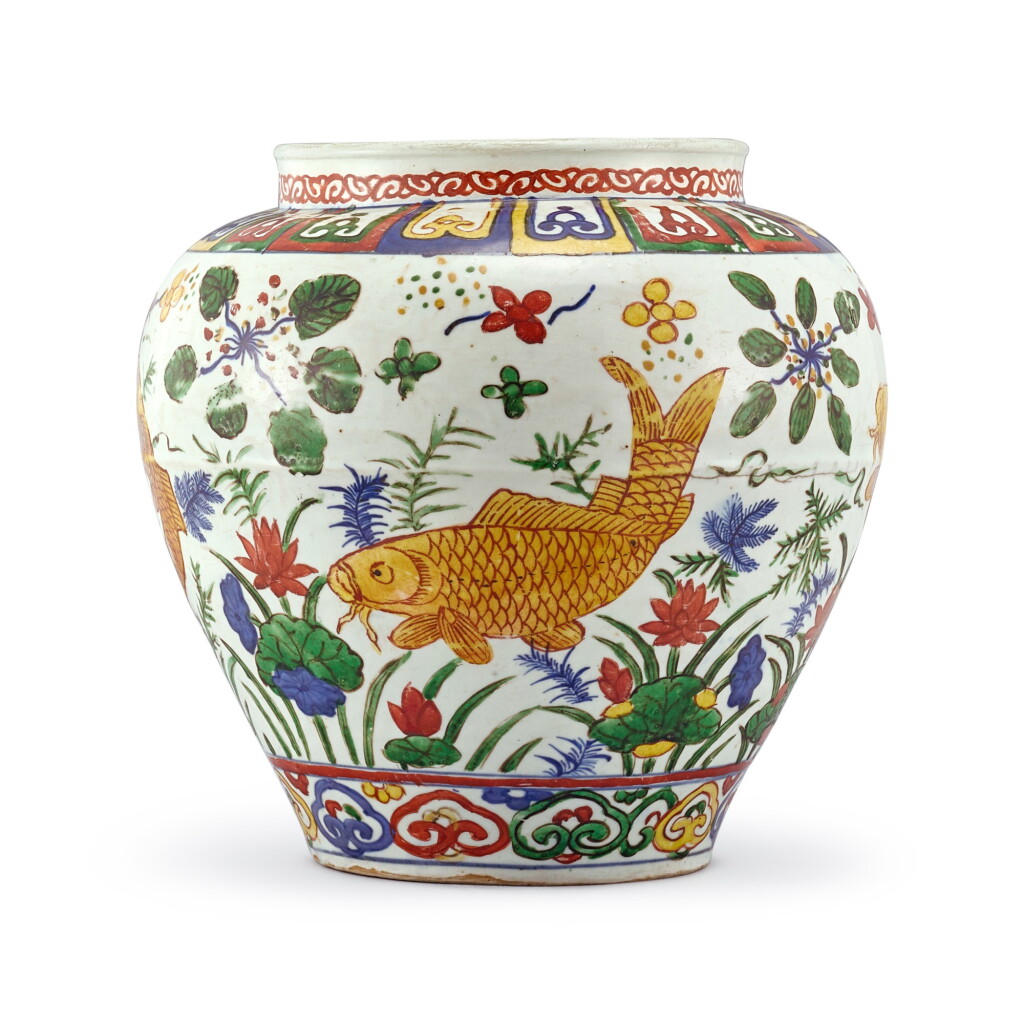 View full screen - View 1 of Lot 326. A rare wucai 'fish' jar Mark and period of Jiajing | 明嘉靖 五彩魚藻紋罐 《大明嘉靖年製》款.