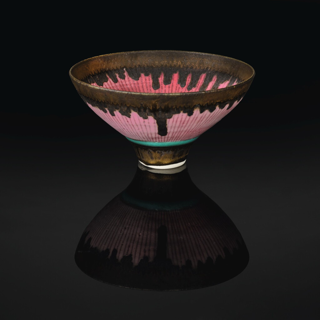 View full screen - View 1 of Lot 48. DAME LUCIE RIE | FOOTED PINK BOWL WITH BRONZED RIM.