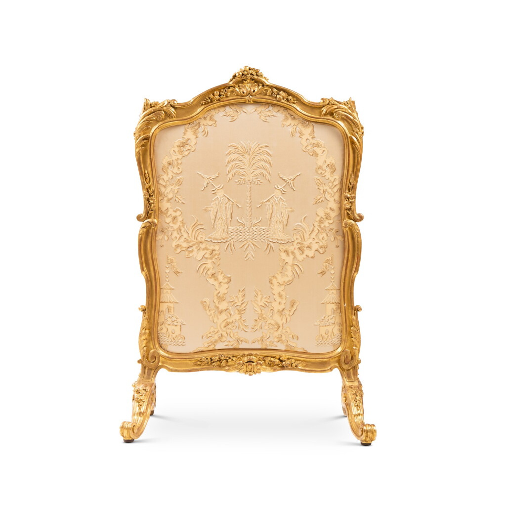 View full screen - View 1 of Lot 752. A royal Louis XV carved giltwood firescreen, circa 1760, attributed to Jean-Baptiste Ier Tilliard or Jean-Baptiste II Tilliard.