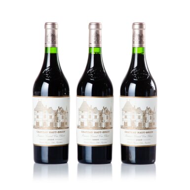 View full screen - View 1 of Lot 1091. Château Haut Brion 2007 (3 BT).