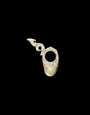 View full screen - View 1 of Lot 3762. A calcified jade ‘archer’s ring’ pendant, Western Han dynasty | 西漢 玉韘式珮.