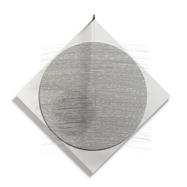 View full screen - View 1 of Lot 322. Círculo virtual blanco con gris.