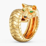 Gold, Tsavorite Garnet and Onyx 'Panthère' Ring |卡地亞 | K金 配 沙弗來石 及 縞瑪瑙 'Panthère' 戒指