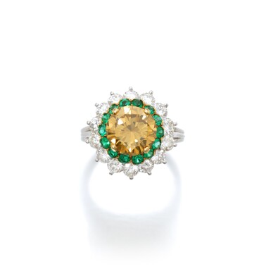 View full screen - View 1 of Lot 859. Fancy Deep Brownish Orangy Yellow diamond, emerald and diamond ring.