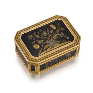 View full screen - View 1 of Lot 8. A two-colour gold and tortoiseshell piqué snuff box, Adrien-Jean-Maximilien Vachette, Paris, 1781.