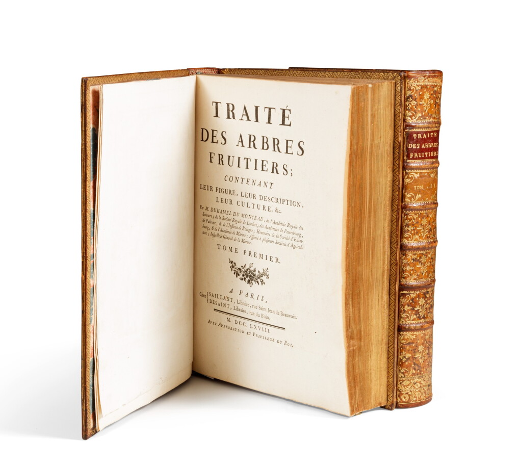 View full screen - View 1 of Lot 56. Traité des arbres fruitiers. Paris, 1758. 2 vol. in-4. Veau de l'époque. Edition originale..