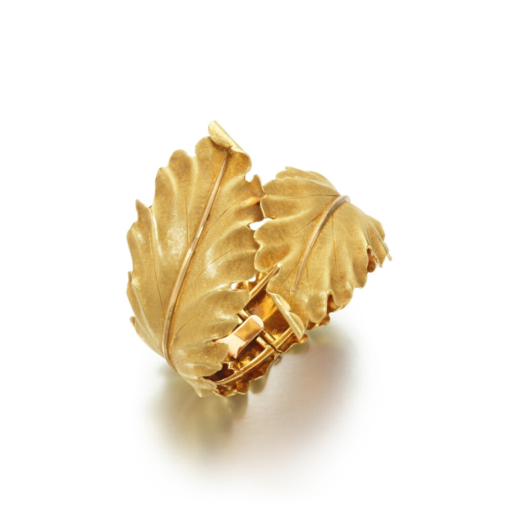 View full screen - View 1 of Lot 721. Gold Bangle.