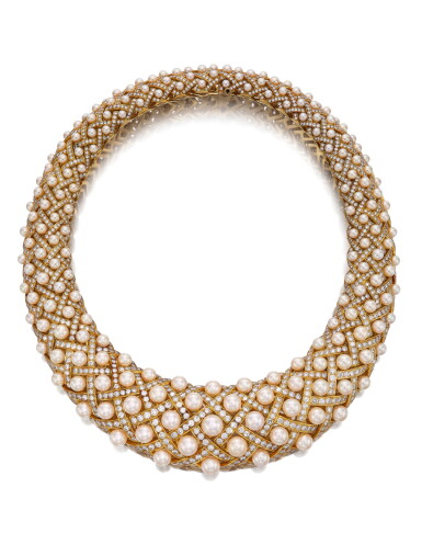 View full screen - View 1 of Lot 1611. CHANEL | CULTURED PEARL AND DIAMOND NECKLACE | 香奈兒 | 養殖珍珠 配 鑽石 項鏈.