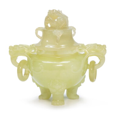 View full screen - View 1 of Lot 748. A serpentine tripod censer and cover, 19th / 20th century | 十九 / 二十世紀 蛇紋石獸耳活環三足蓋爐.
