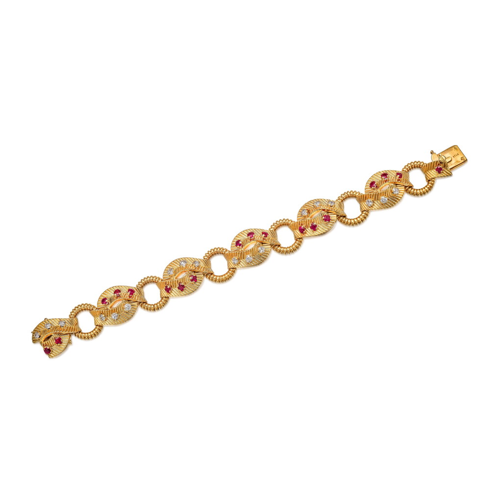 View full screen - View 1 of Lot 1828. RUBY AND DIAMOND BRACELET | 梵克雅寶 | 紅寶石 配 鑽石 手鏈.