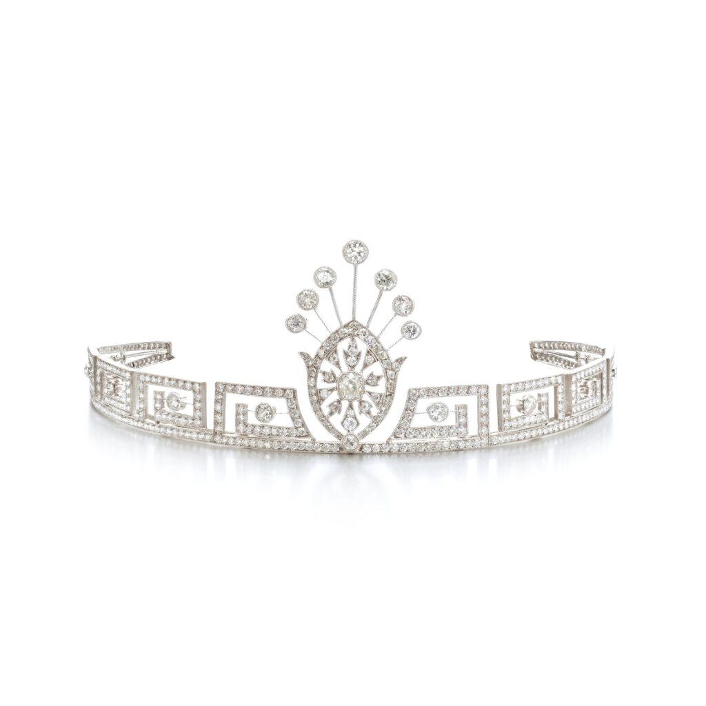 View full screen - View 1 of Lot 734. Diamond tiara.