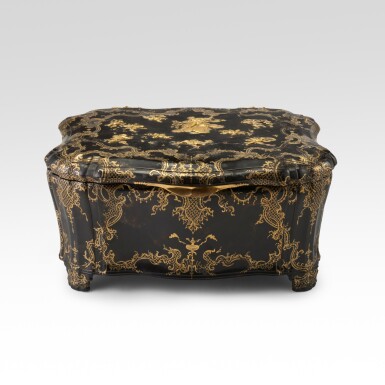 View full screen - View 1 of Lot 90. An Italian gold and tortoiseshell piqué casket, Naples, third quarter of the 18th century.